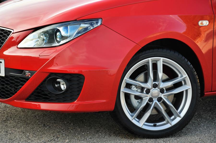  Seat Ibiza FR 2009 года  (фото 8 из 98)